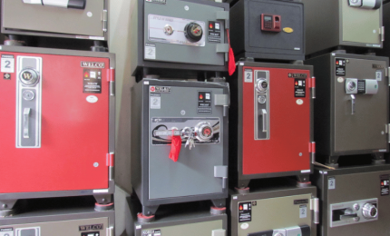 Cửa hàng bán két sắt chống cháy, an toàn tại Hóc Môn