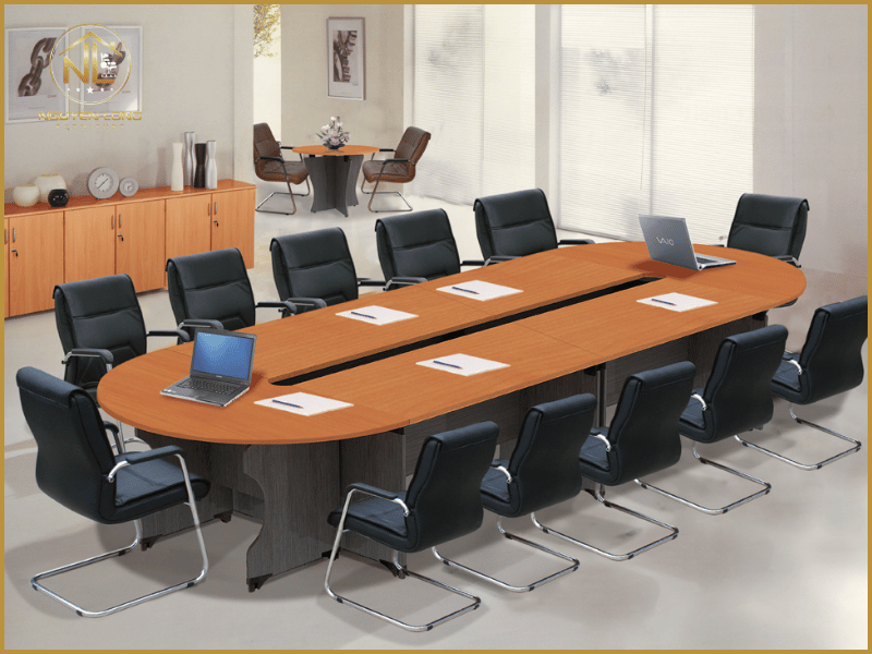 Giới thiệu cửa hàng bán bàn họp văn phòng tại Hóc Môn