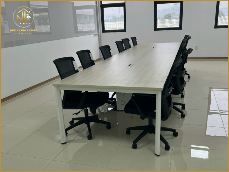 Báo giá bàn họp văn phòng tại Hóc Môn mới nhất